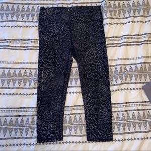 Fabletics cropped leggings - size S